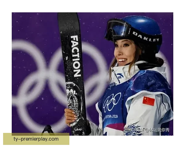 谷爱凌再夺坡障银牌负零点三八